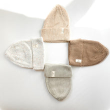 Carica l&#39;immagine nel visualizzatore di Gallery, Chunky Knit Beanie | Speckled Beige
